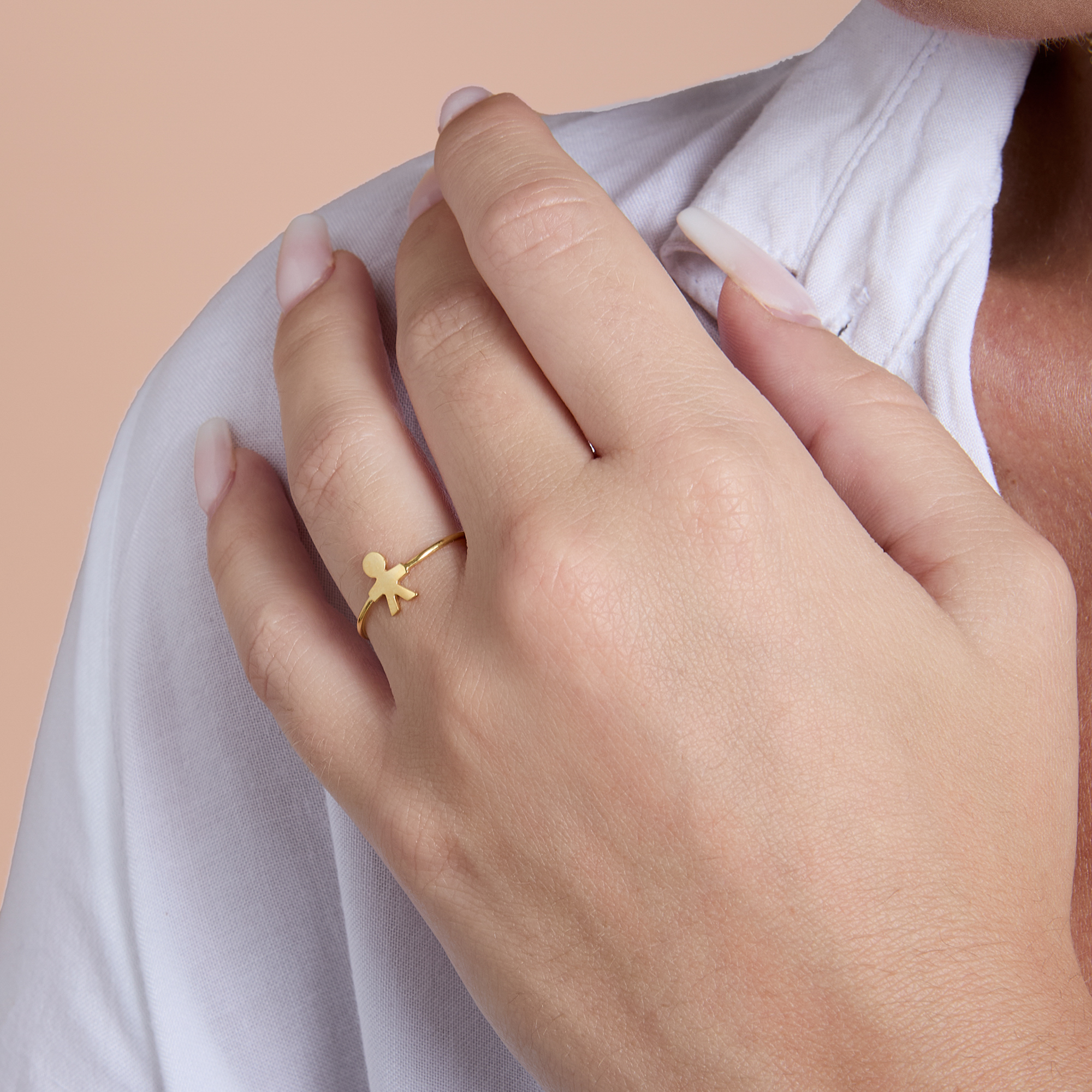 ANELLO IN ORO CON SIMBOLO OMINO SECONDA MISURA IN LASTRA
